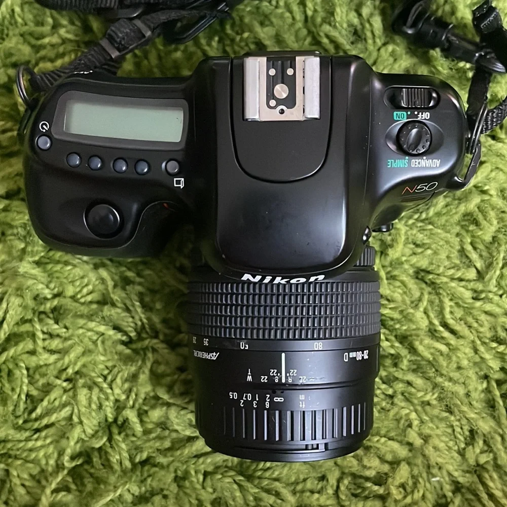 Nikon n50 35mm SLR film camera w/ Quantaray 28-80mm wide-zoom lens